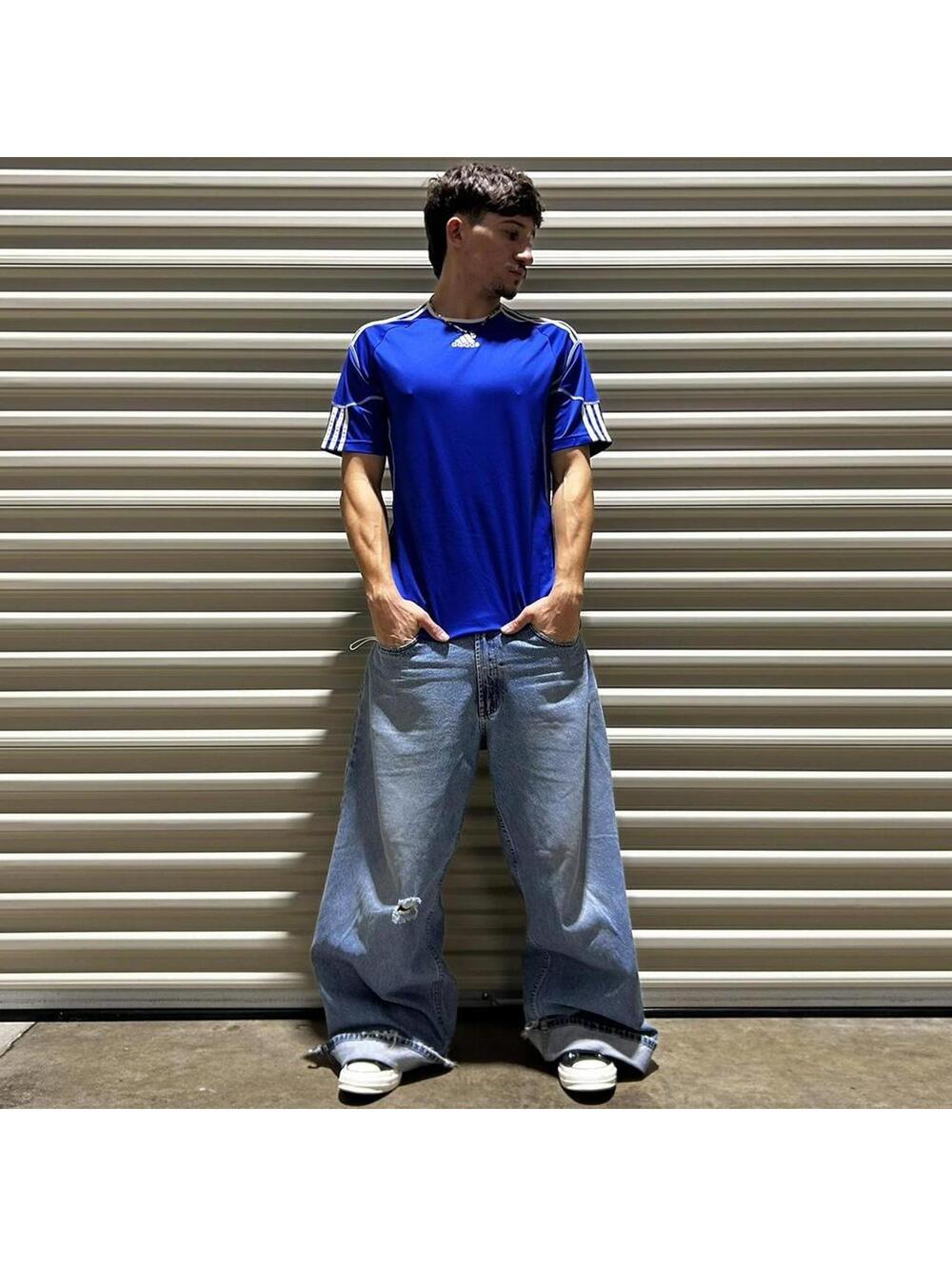 Y2K Blue Adidas T-shirt with 3 stripes on the sleeves